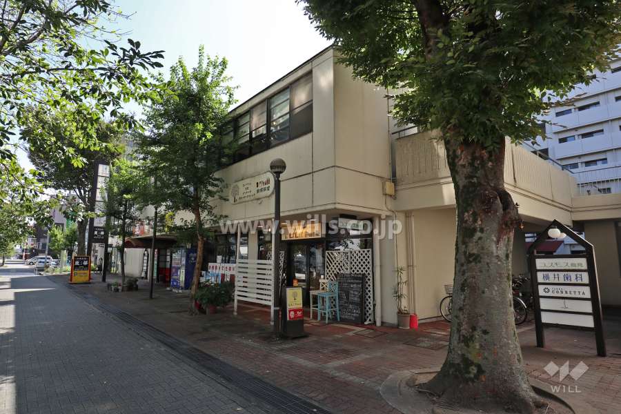 敷地内北側のテナント