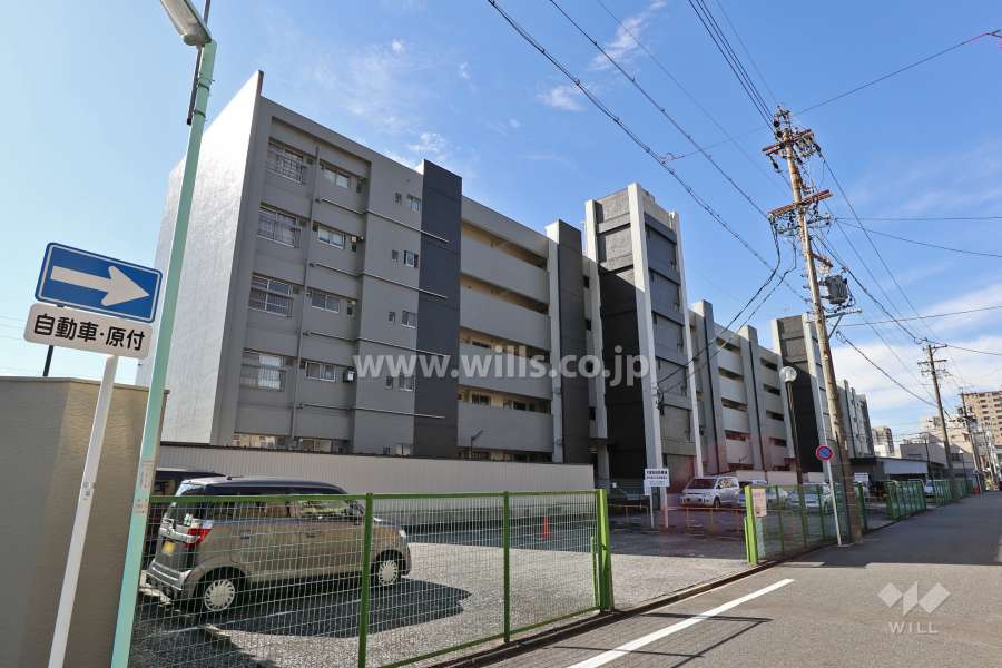 天塚コーポラスの外観(北側から)