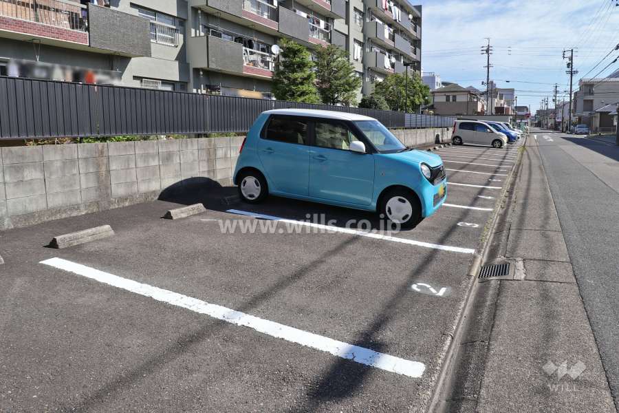 敷地内駐車場(屋外平面式)