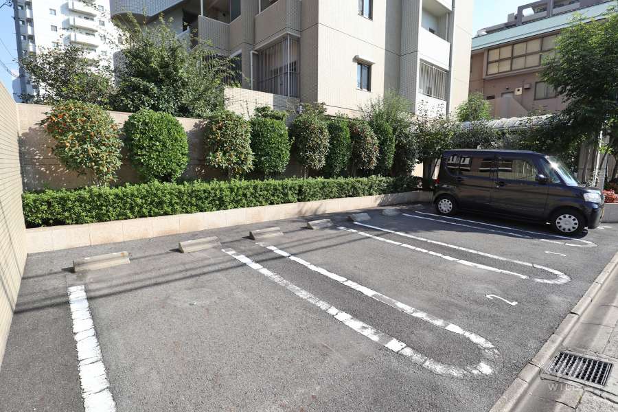 敷地内駐車場（屋外平面式）