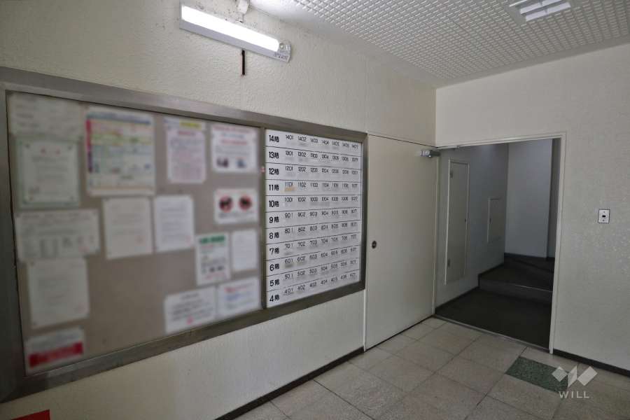 エントランスホール