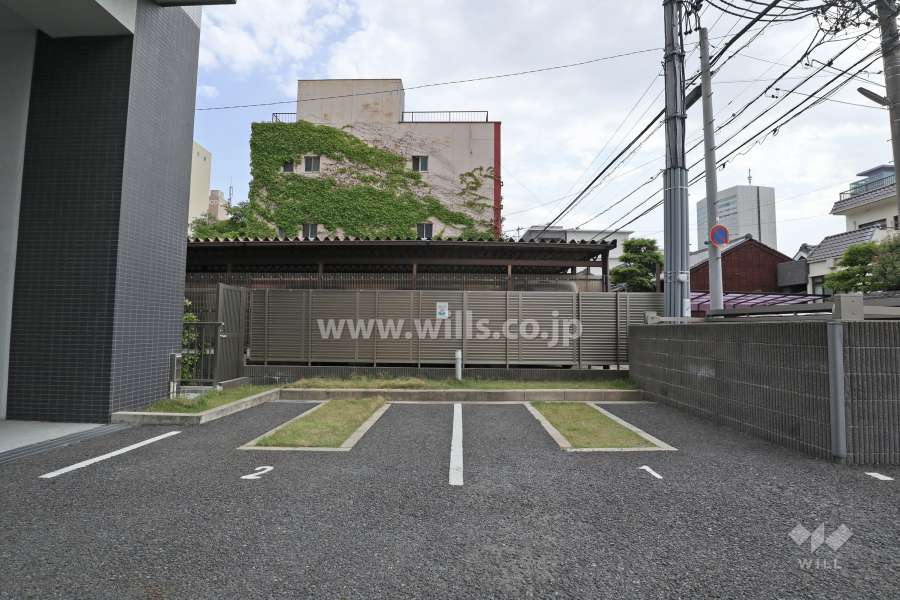 敷地内駐車場（屋外平面式）