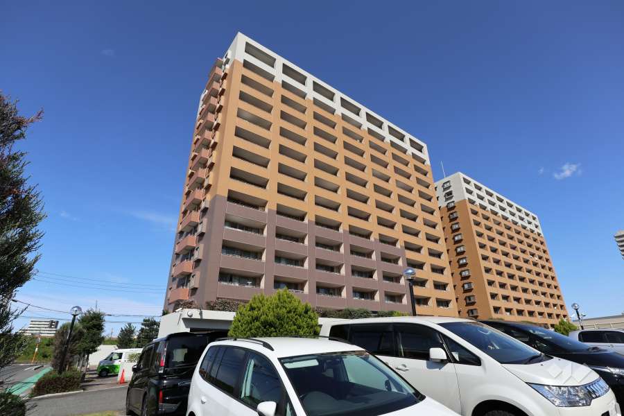 パークホームズ上小田井ガーデンアイルの外観（南西側から）