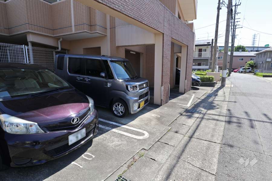 敷地内駐車場（屋外平面式）