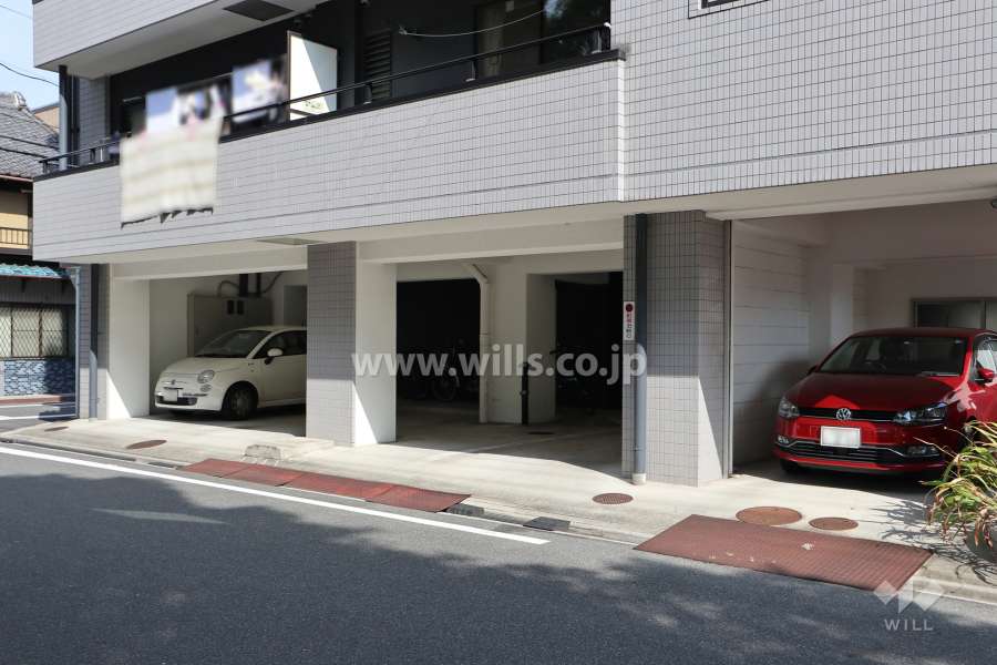 敷地内駐車場（屋内平面式）