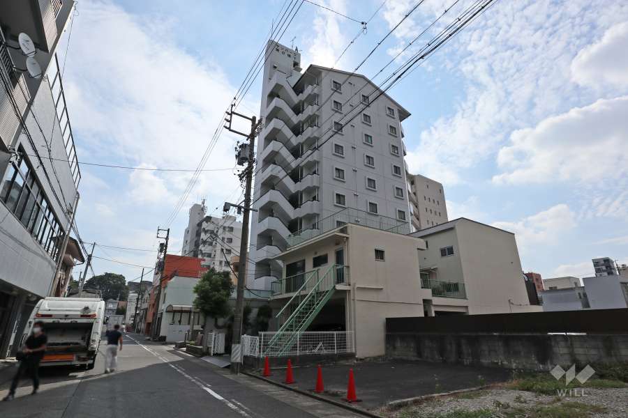 サンパーク第2幅下の外観（北東側から）