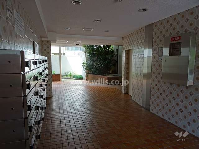 エントランスホール