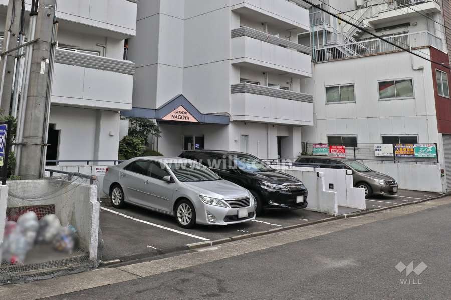 敷地内駐車場(屋外平面式)