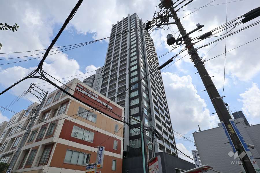 ブリリアタワー名古屋グランスイートの外観（南西側から）