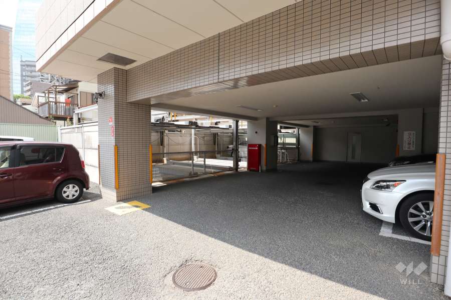 敷地内駐車場（屋内平面式、屋外平面式、屋外機械式）