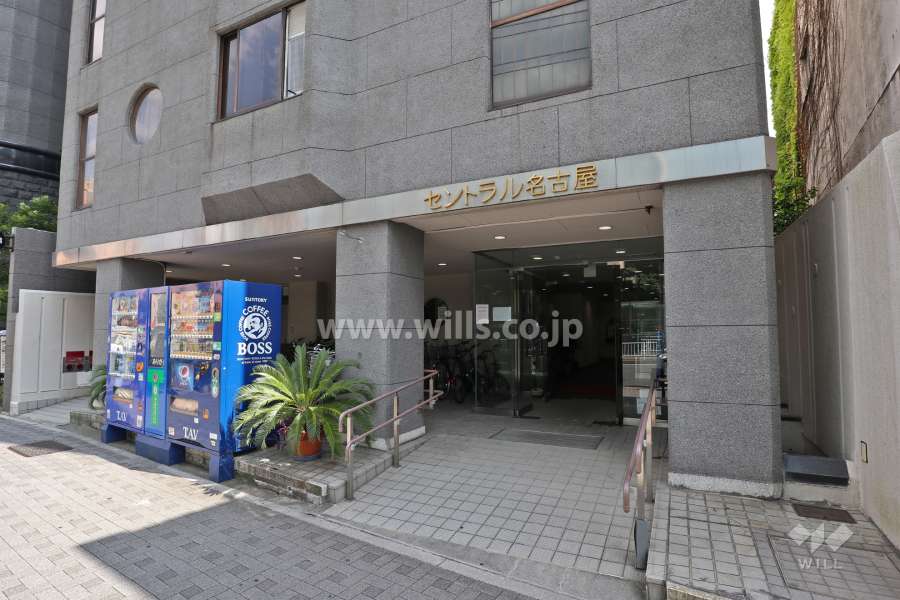 エントランスアプローチ