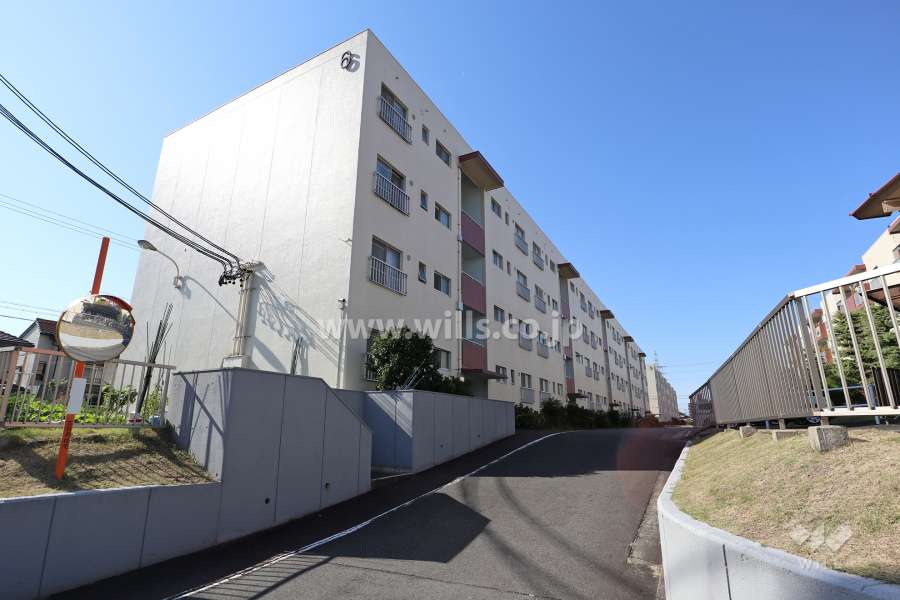 敷地入り口（東側）