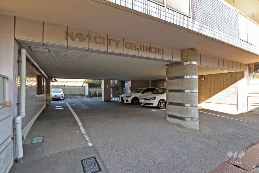 敷地内駐車場（屋内平面式）