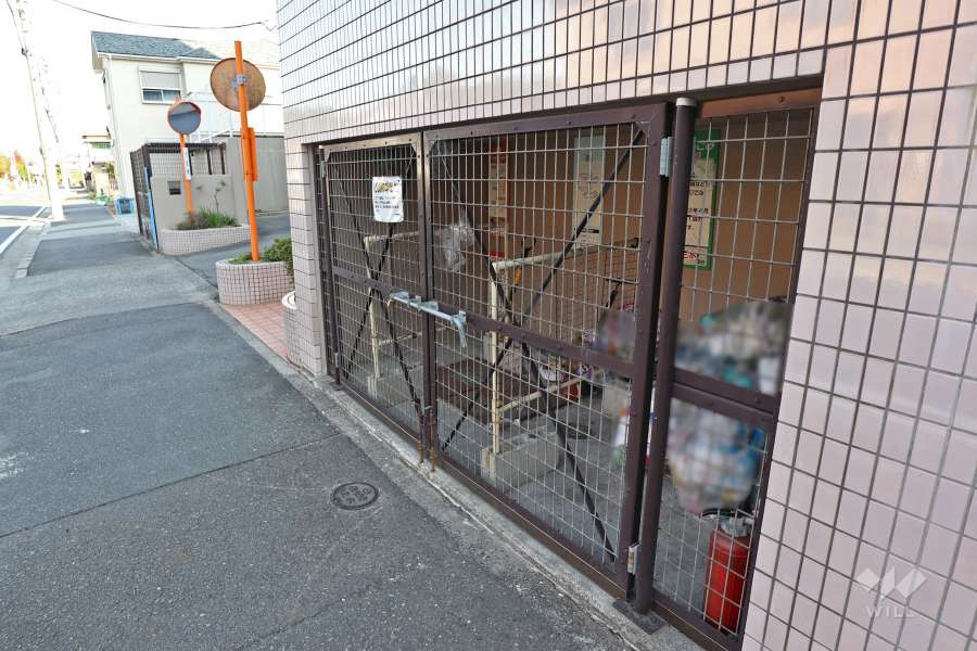 ゴミ置き場