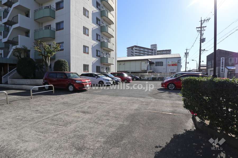 敷地内駐車場（屋外平面式）