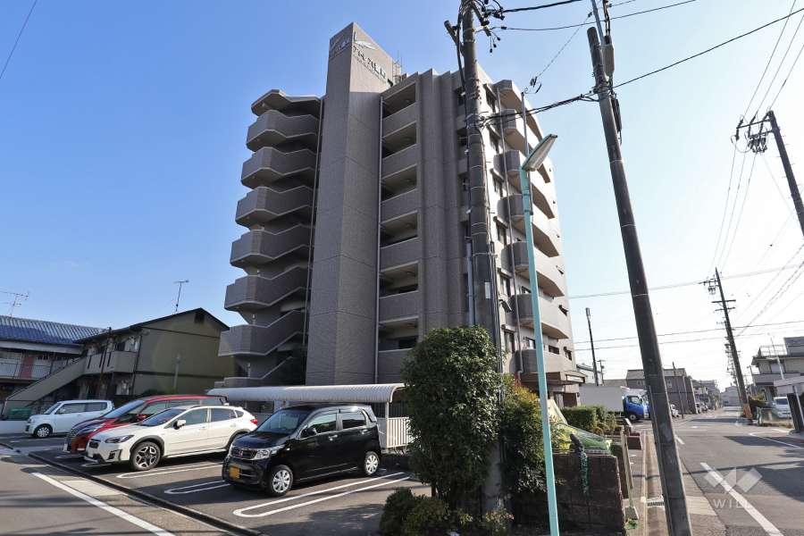 サンマンションアトレ六番町の外観（北側から）