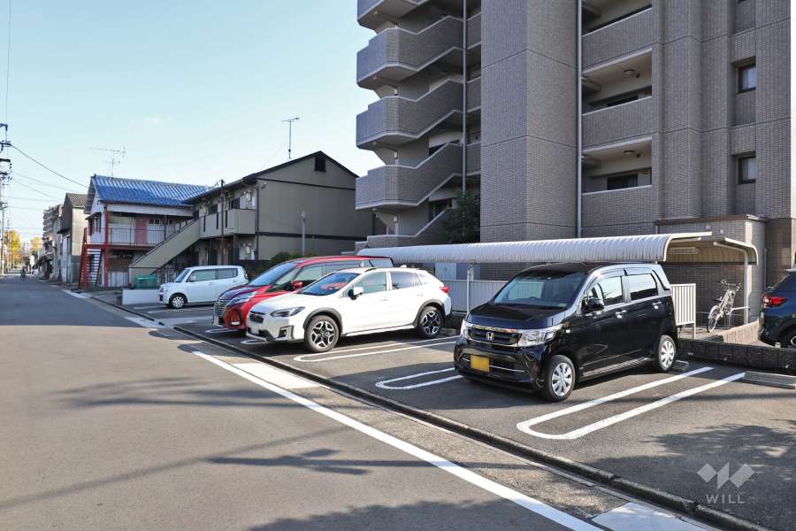 敷地内駐車場(屋外平面式)