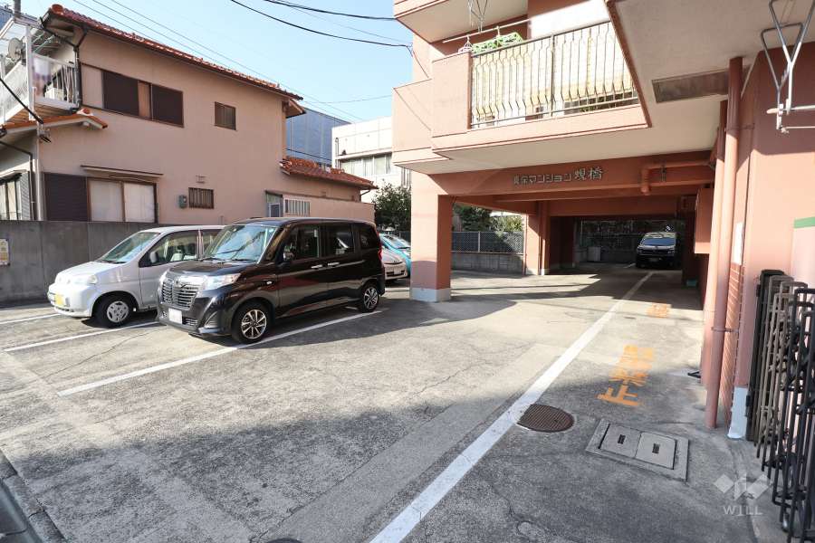 敷地内駐車場（屋外平面式、屋内平面式）