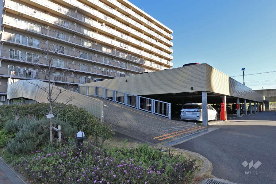 敷地内駐車場（自走式立体）