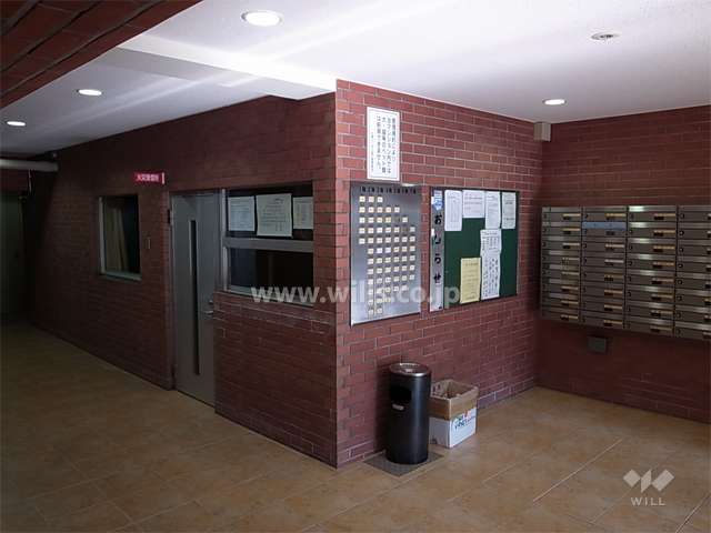 エントランスホール