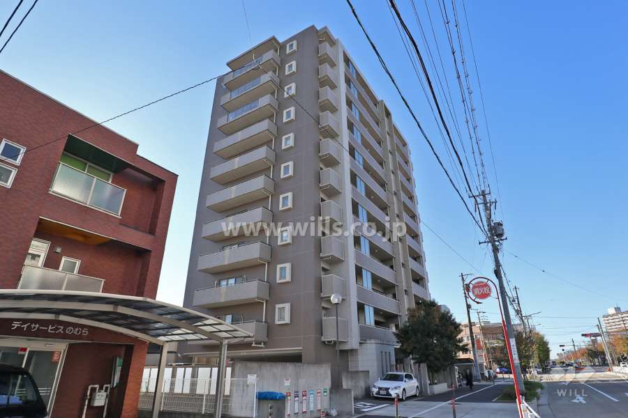 バンベール月島の外観（北側から）