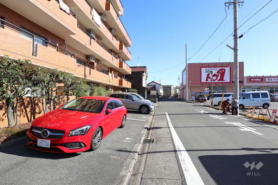 敷地内駐車場（屋外平面式）