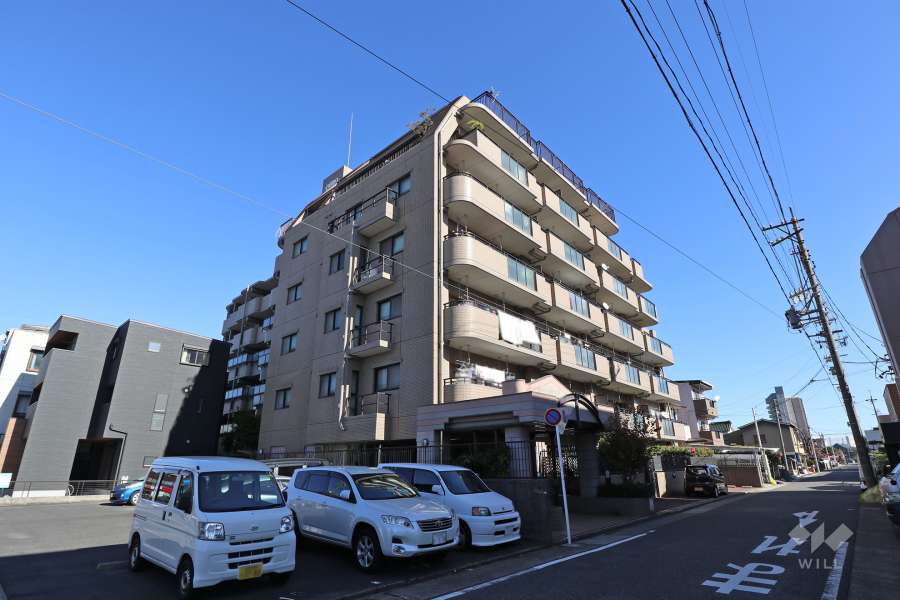 ライオンズマンション高畑の外観（南西側から）