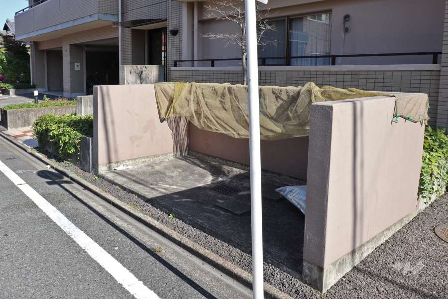 ゴミ置き場