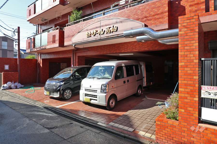 敷地内駐車場（屋外平面式）