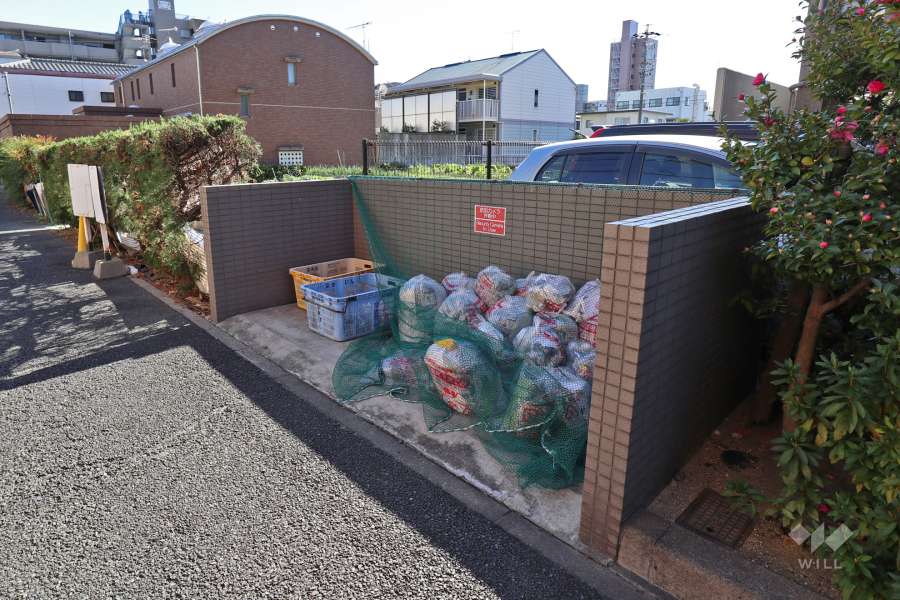 ゴミ置き場