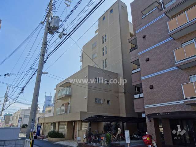 ファミリーコーポ江坂の外観(北西側から）