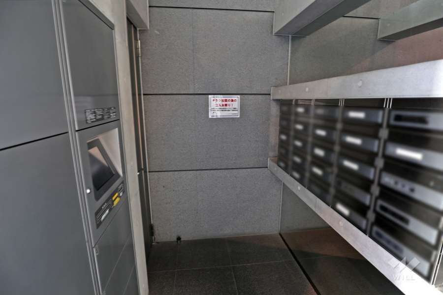 宅配ボックスと共用ポスト