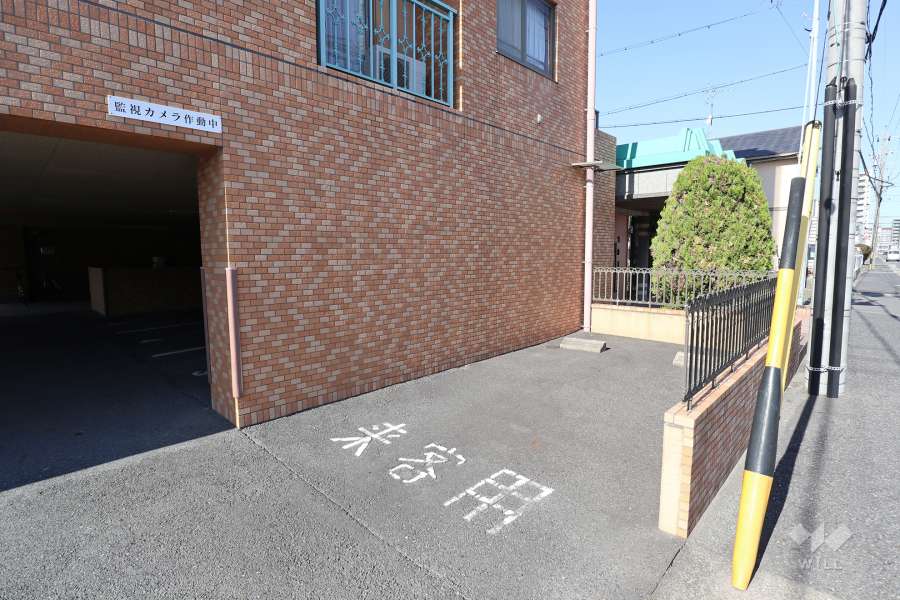 来客者用駐車場