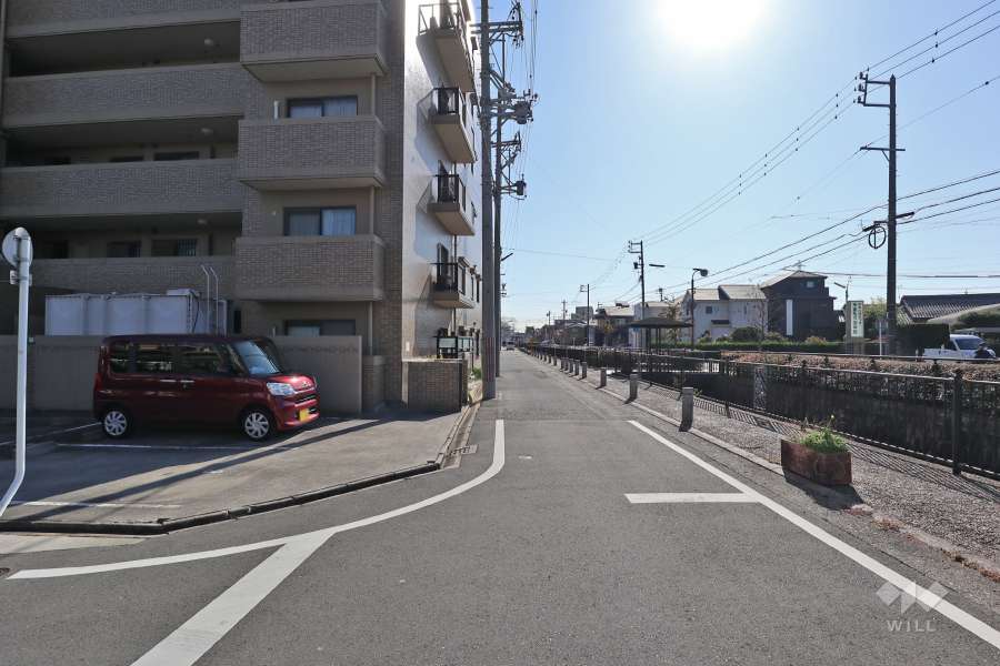 敷地西側は『荒古川』に面しています。