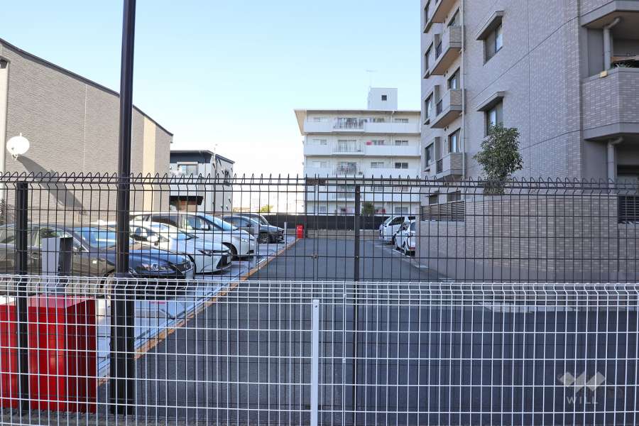 敷地内駐車場（屋外機械式、屋外平面式）