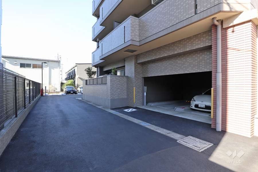 敷地内駐車場（屋内機械式、屋外機械式）