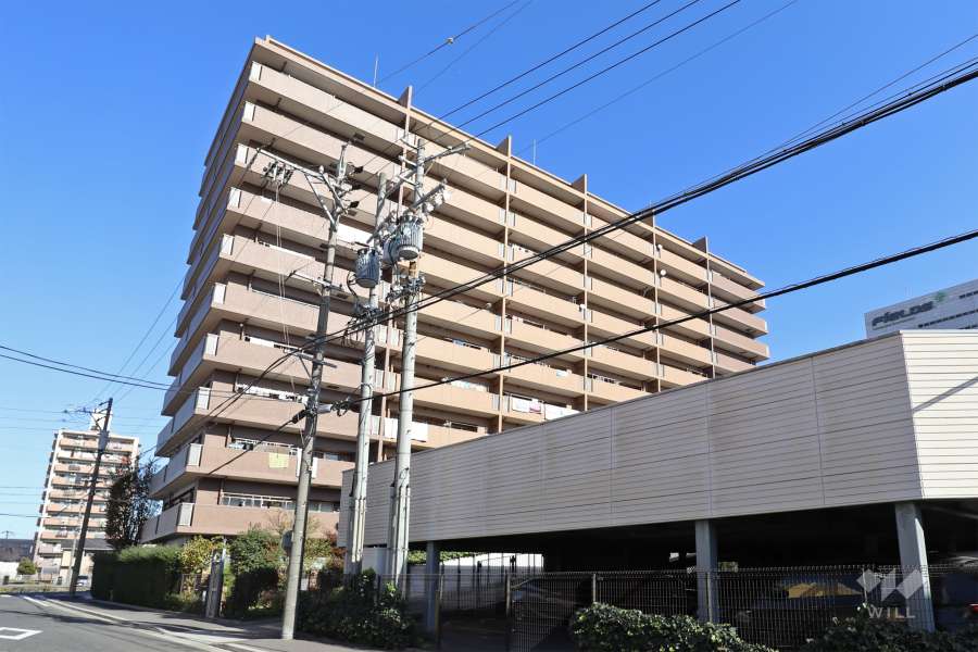 バンベールラフィネ山王の外観（南西側から）