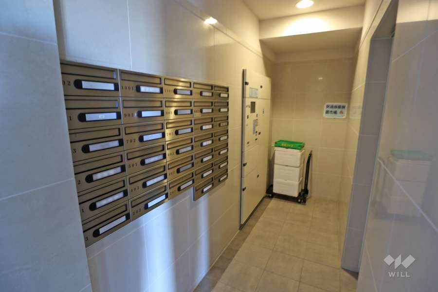 宅配ボックスと共用ポスト