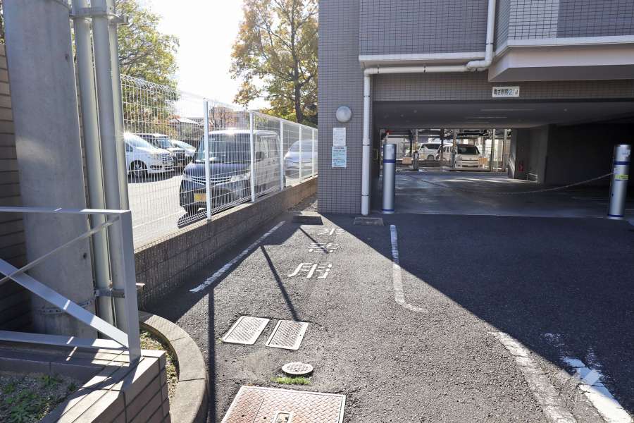 来客者用駐車場