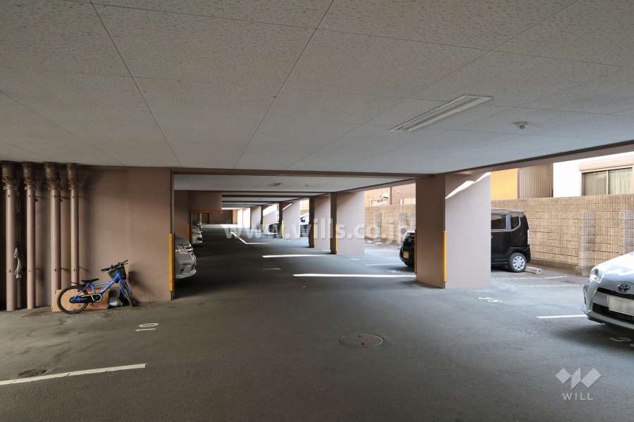 敷地内駐車場（屋内平面式、屋外平面式）