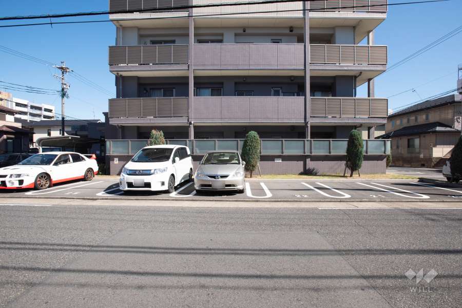 敷地内駐車場（屋内平面式）