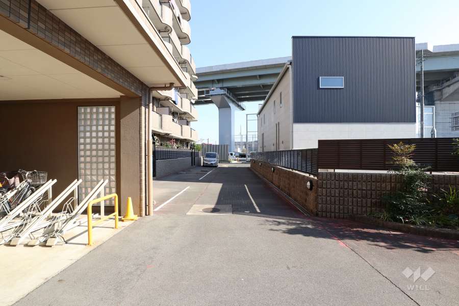 敷地内駐車場（屋外平面式）
