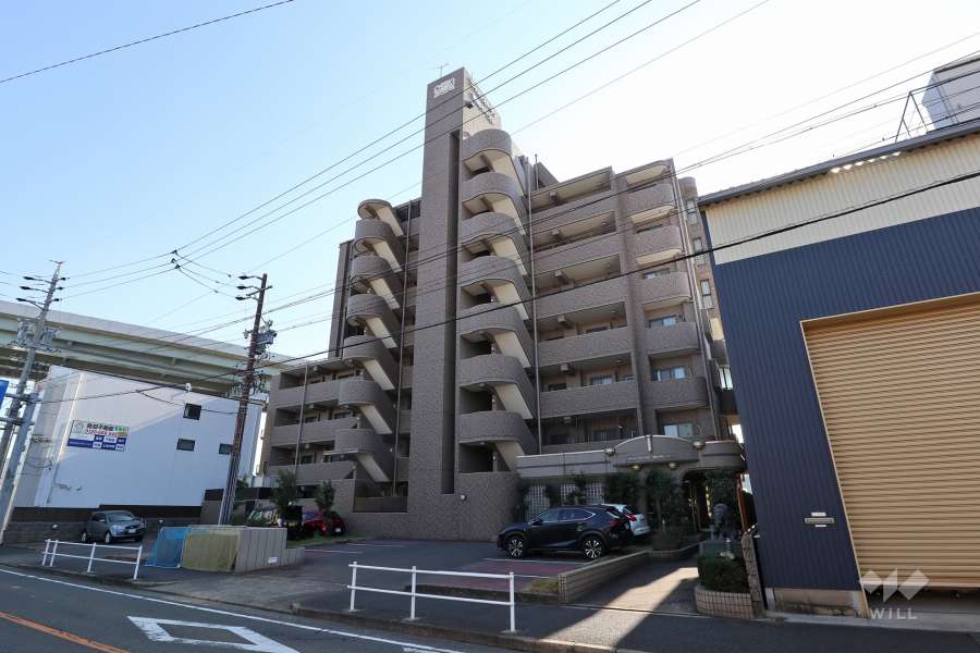 ライオンズガーデン春田イーストの外観（北西側から）