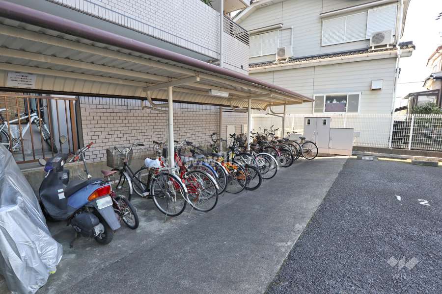 駐輪場、バイク置場