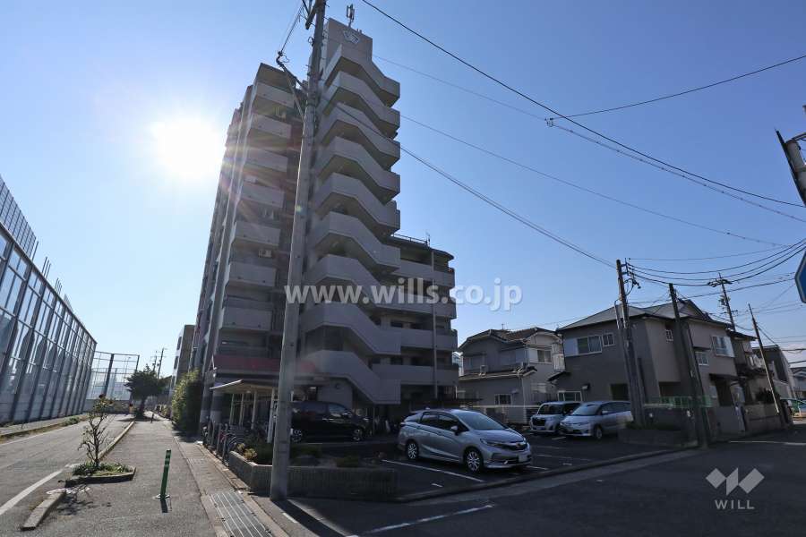 宝マンション富田町の外観（北東側から）