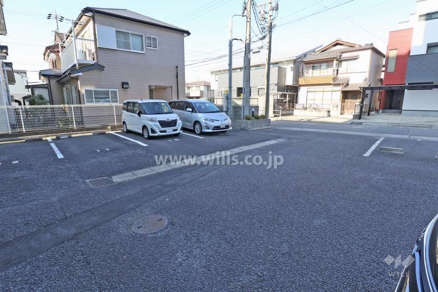 敷地内駐車場（屋外平面式）