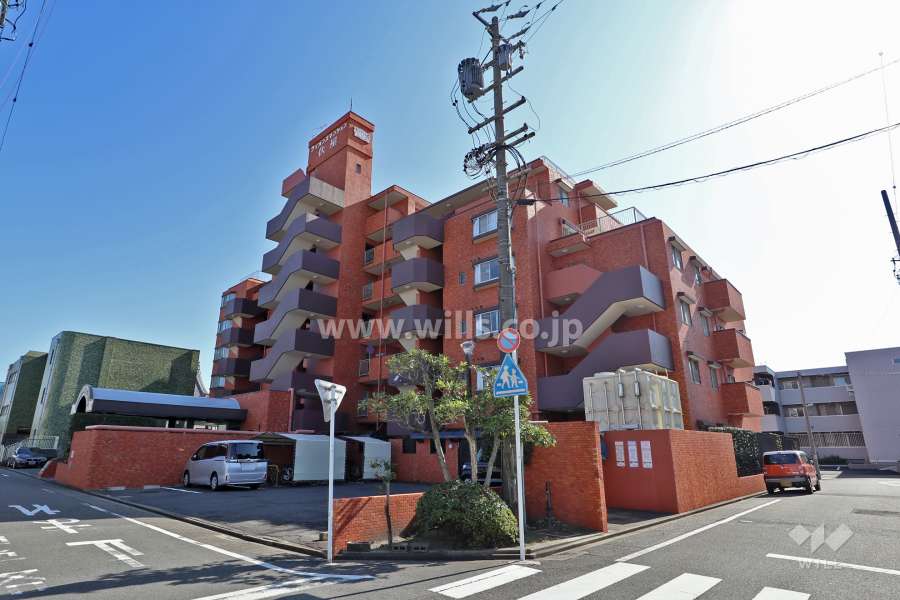 ライオンズマンション伏屋の外観（北西側から）