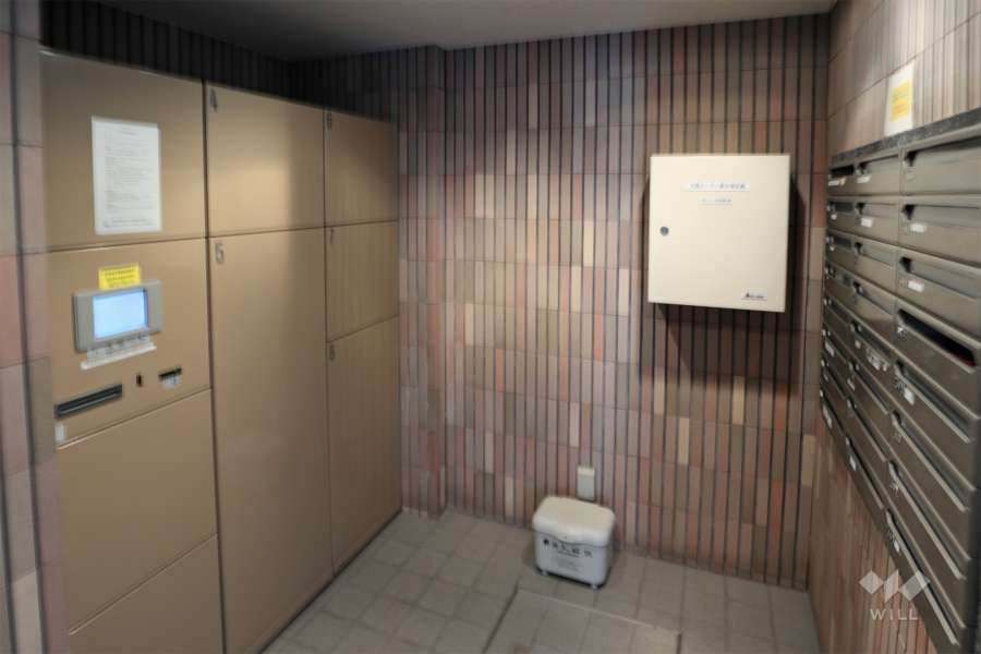 宅配ボックスと共用ポスト