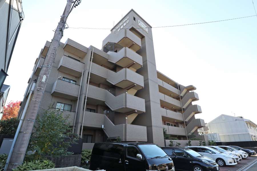 ライオンズマンション伏屋第2の外観（北東側から）