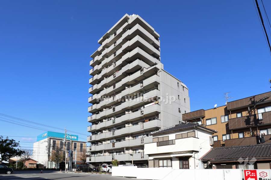 宝マンション昭和橋の外観（南東側から）